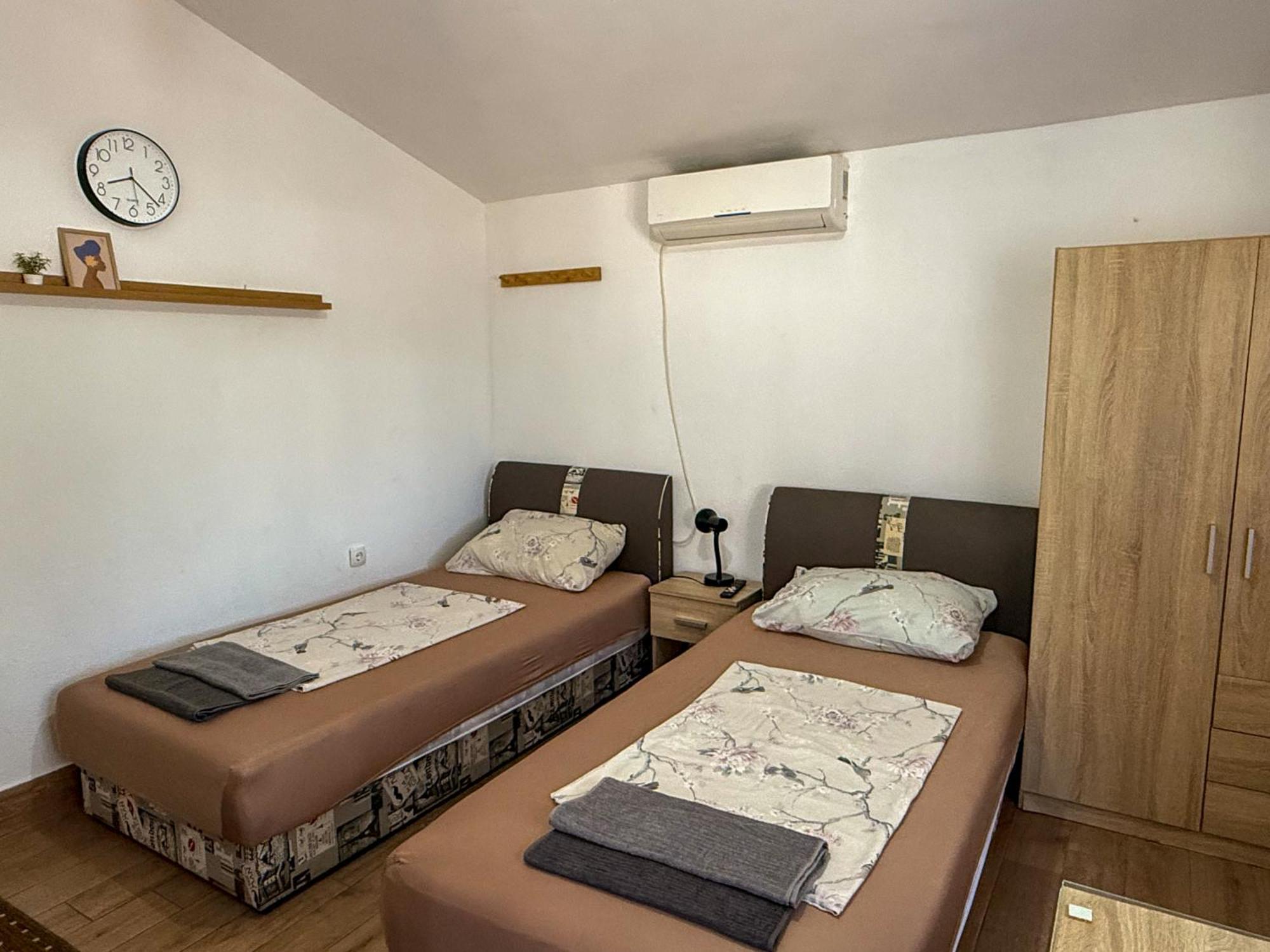 Apartman Meghan 普拉 外观 照片